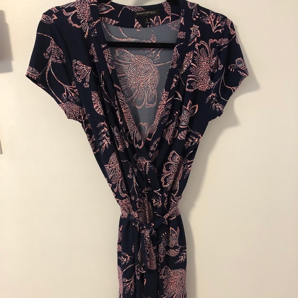 Banana Republic Print Wrap Dress with Pockets - Picture 1 of 2